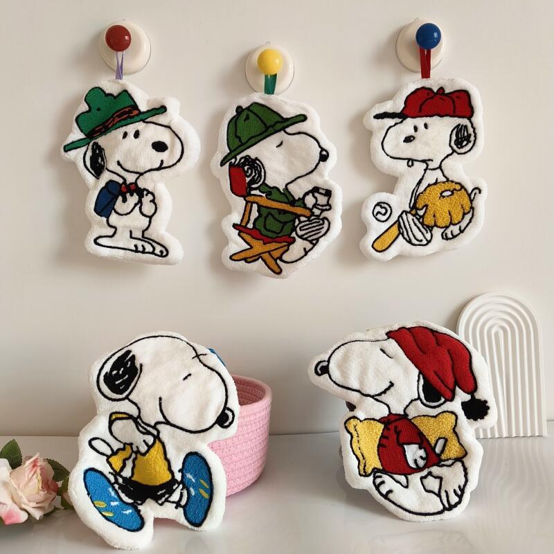 Home Bathroom Movie - Serviettes à main Snoopy Kawaii en
